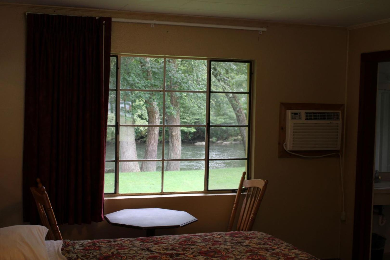 Two Rivers Lodge Bryson City Eksteriør billede